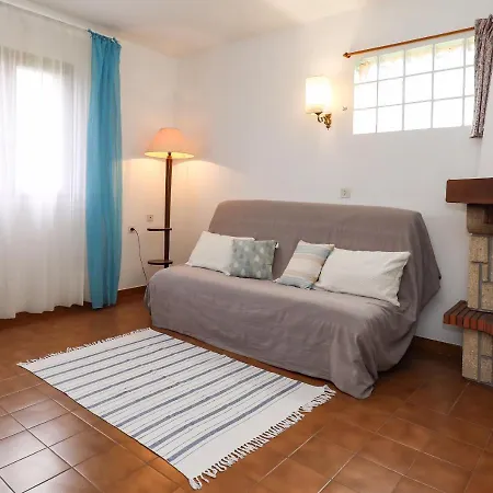 Semesterbostad Mini Villa Dans Village Au Calme Porto-Vecchio (Corsica)